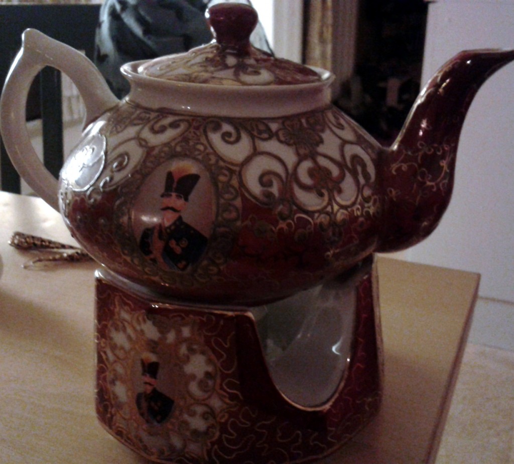 persian-tea-pot